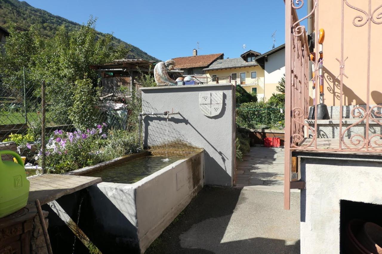 Casa Vacanze Valle D'Aosta - Maison Lugon Buitenkant foto